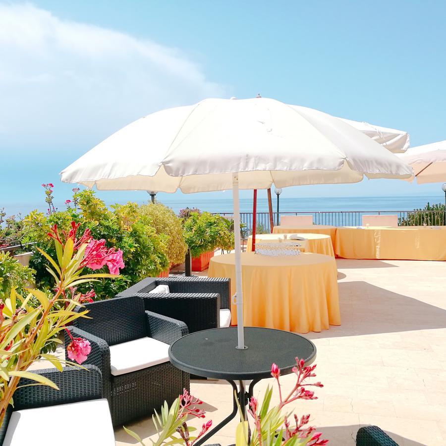 PARADISO Hotel Ristorante Riaci Capo Buitenkant foto