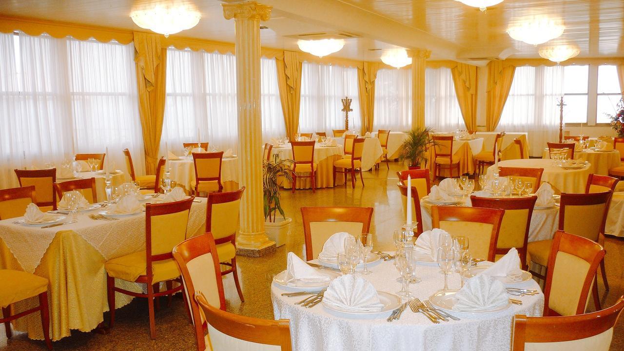 PARADISO Hotel Ristorante Riaci Capo Buitenkant foto